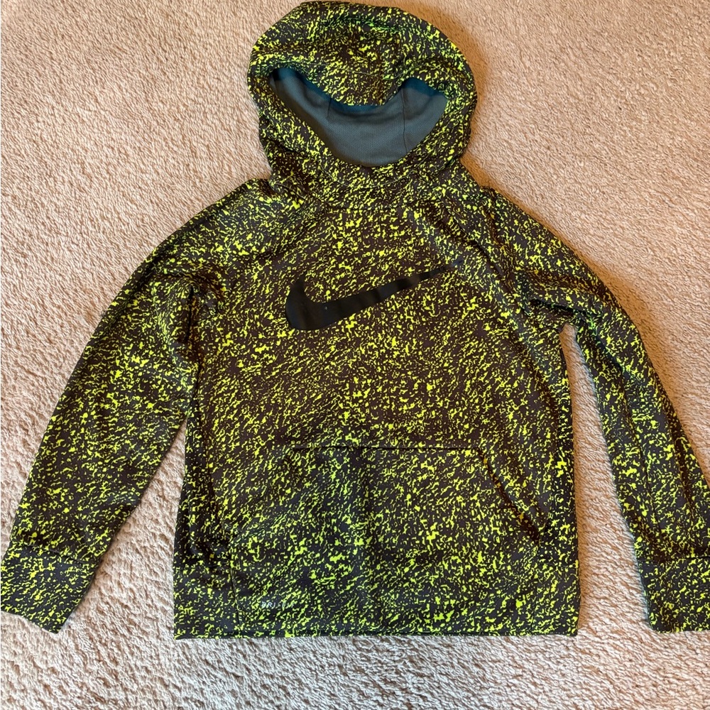 Nike Dri-FIT Black and Green Patterned Top